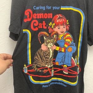 Demon Cat Men’s Short Sleeve Shirt Size Small